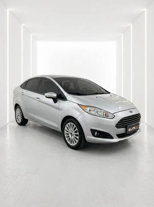 FORD FIESTA 1.6 TITANIUM SEDAN 16V FLEX 4P POWERSHIFT FORD FIESTA 1.6 TITANIUM SEDAN 16V FLEX 4P POWERSHIFT